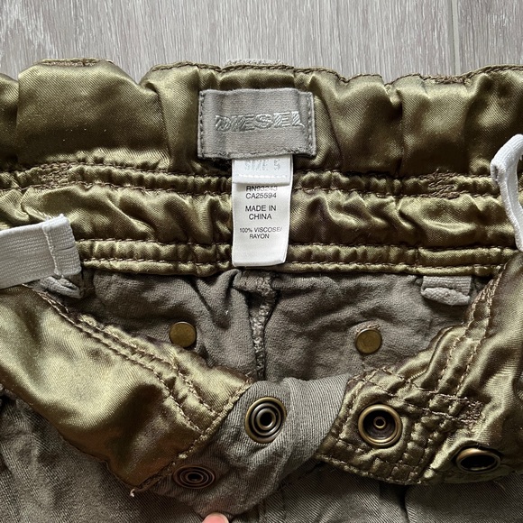 Diesel cargo pants for girls, size 5 - Picture 5 of 5